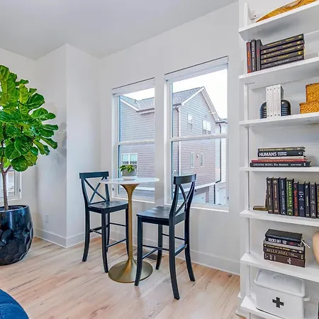 Park West 7 3* Nashville
