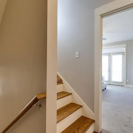Music Row Luxury - Two King Bedrooms - Private Garage & Ensuite Baths Nashville