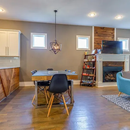 Huge Private House- No Shared Walls Private Backyard Nashville