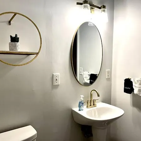 Weho House #11 Apartment