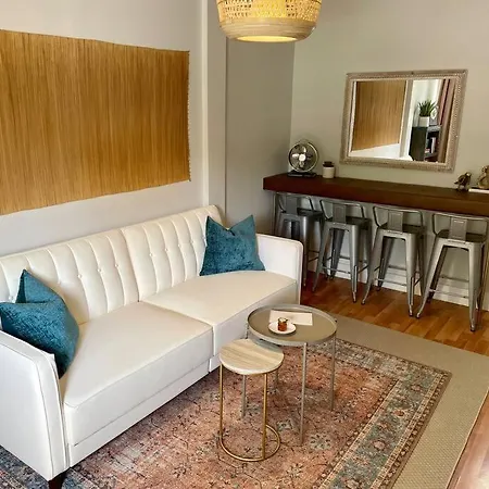 Everything You Could Ask For In A Apartment *