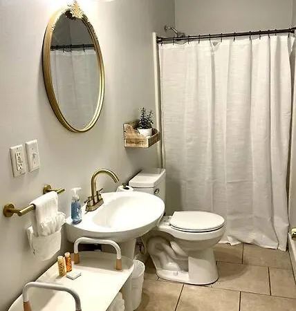 Great In Weho Apartment Nashville