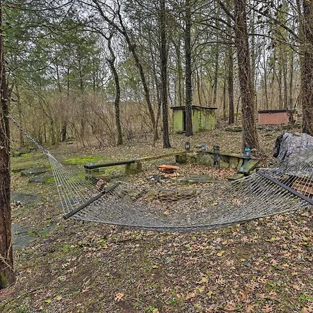 Old Hickory Lakefront Fire Pit And Grill! Holiday home
