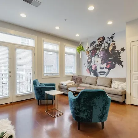 West End Townhome With 2 En-suites And Free Private Parking Holiday home