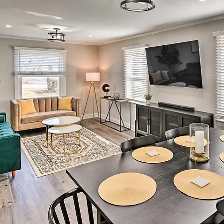 Holiday home ~ 7 Mi To Downtown! Nashville
