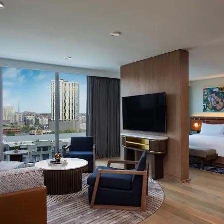 Hotel W