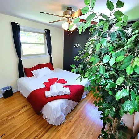 Holiday home Thennc:billiard-grill-pingpong-airhockey-foosball