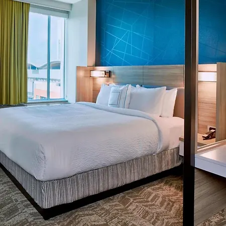 Springhill By Marriott Downtown/convention Center Hotel