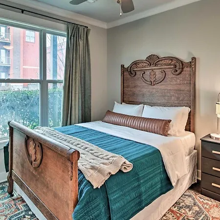 Tasteful Townhome Less Than 2 Miles To Music Row Holiday home *
