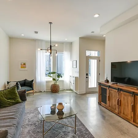 7 Mi To Dtwn Nashville: Modern Madison Townhome Holiday home Nashville