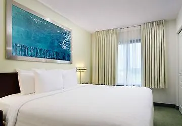 Sonesta Select Airport Nashville