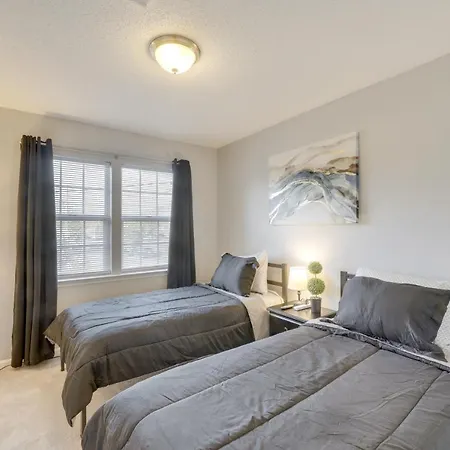 Antioch Townhome < 14 Mi To Downtown Nashville! Holiday home