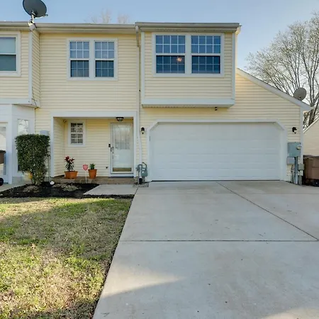 Holiday home Antioch Townhome < 14 Mi To Downtown Nashville! Nashville