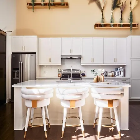 Apartment Airy Penthouse Loft In 12 South, Walk To So Much! *