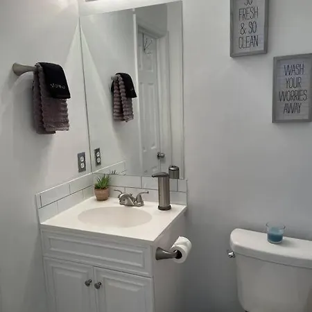 Holiday home Look No Further! *