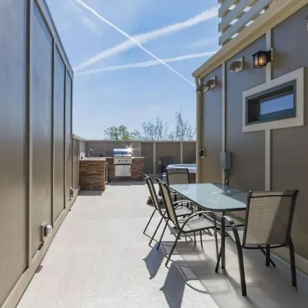 East Lux Townhome