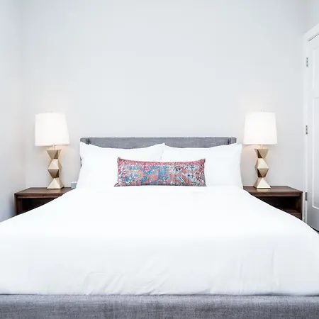 Cozysuites Musicrow Elegant 1br In Nashville! 06 *