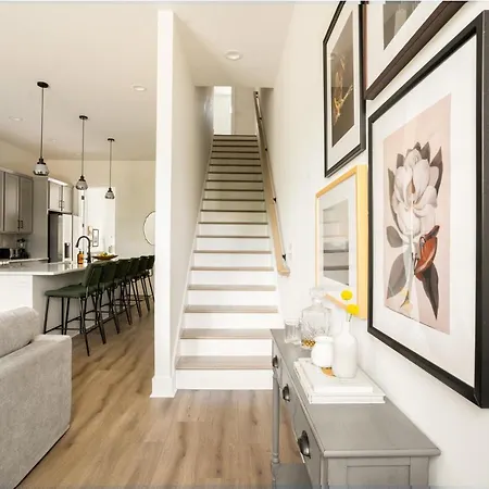 The Jefferson By Avantstay * Nashville