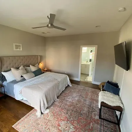 Modern Luxury Rooftop Deck, 3 Mi To Downtown