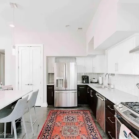 Modern Luxury Rooftop Deck, 3 Mi To Downtown