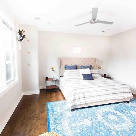 Modern Luxury Rooftop Deck, 3 Mi To Downtown