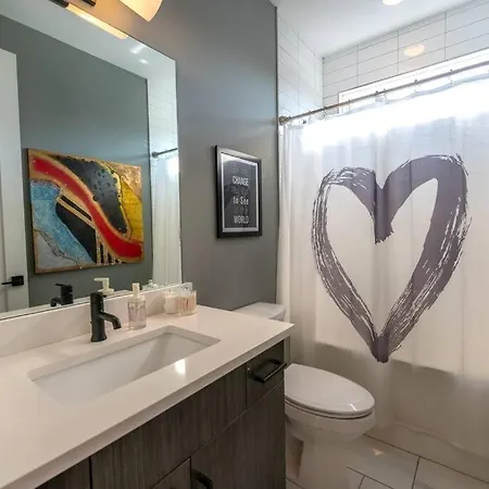 Getaway With Giant Rooftop 7min From Downtown Nashville