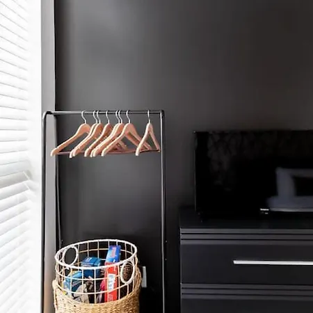 5 Points Retreat In East Walk To Restaurants Bars And Music Apartment *