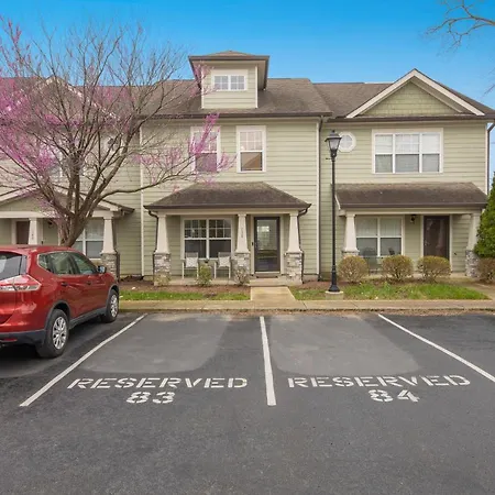 Relax In Style Near The Heart Of Music * Nashville
