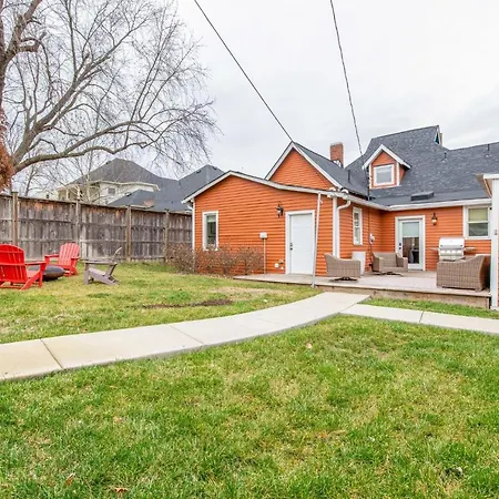 Holiday home 5 Points Walkable & 10 Min To Downtown *