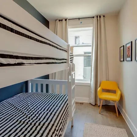 Fast 12 Beds - Rooftop Views *