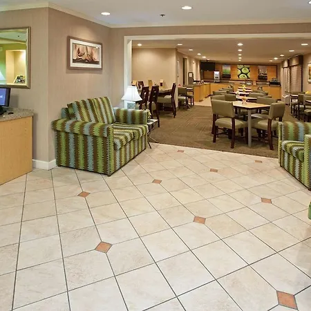 La Quinta By Wyndham Airport Hotel Nashville