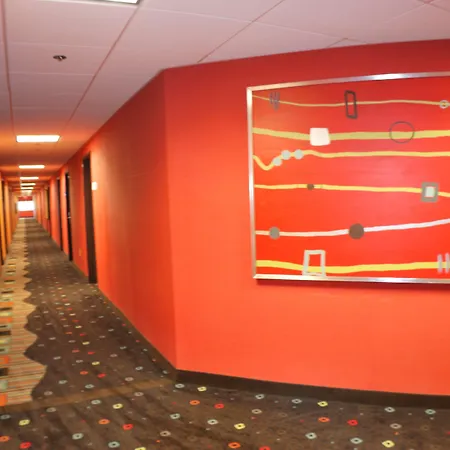 Hotel Express W-i40 By Ihg