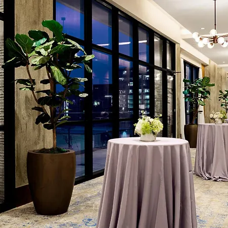 & Downtown - Broadway By Ihg 3*