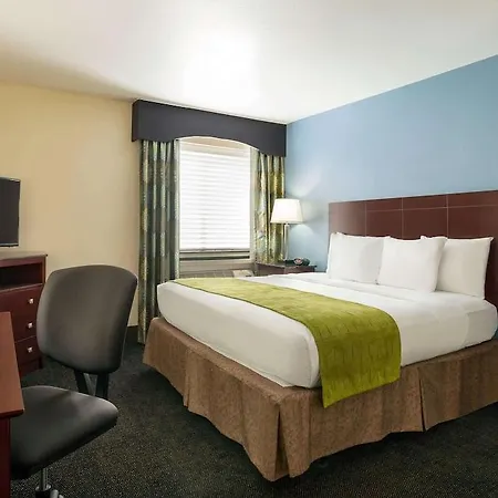 Hotel Luxe 2*