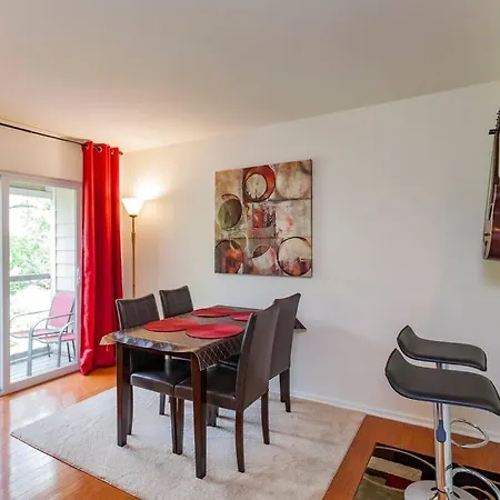 New Listing Gorgeous Downtown On The River Walk To #2 Nashville