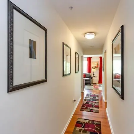 New Listing Gorgeous Downtown On The River Walk To #2 Nashville