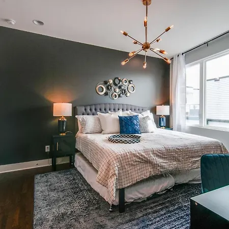 King & Queen 2 Homes - 24 Beds Views *