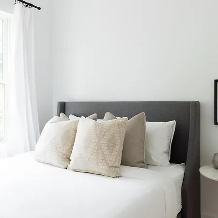 Modern Dt Luxury - Rooftop Views Holiday home