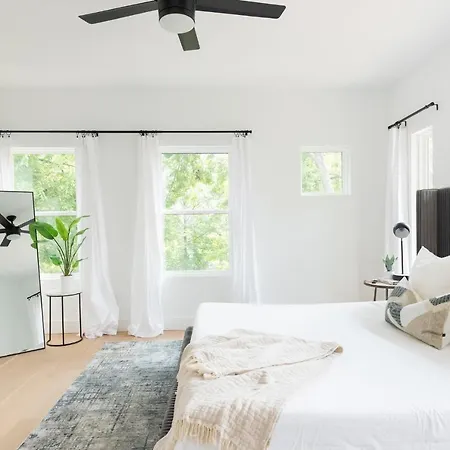 Modern Dt Luxury - Rooftop Views