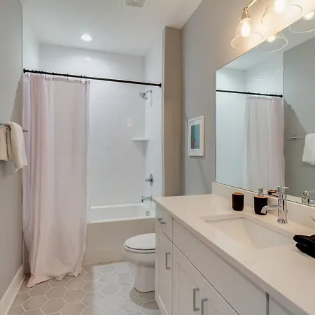 Holiday home Minutes From Downtown-12 Beds-karaoke Nashville