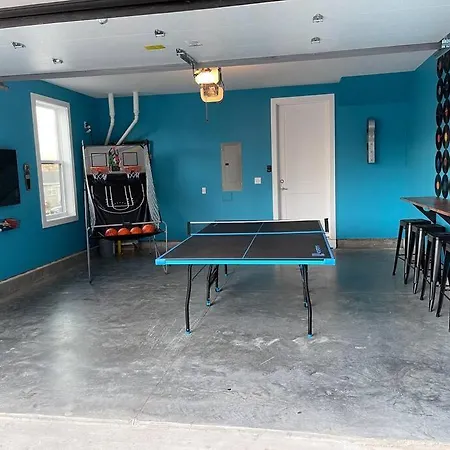 Minutes From Downtown-12 Beds-karaoke Nashville