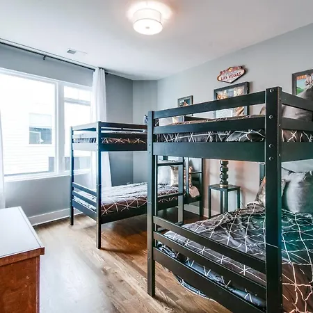 The King Of Rock Experience 13 Beds & Rooftop W View * Nashville