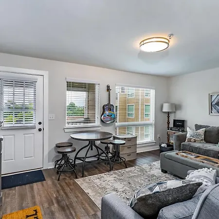 1062 Riverfront * Nashville