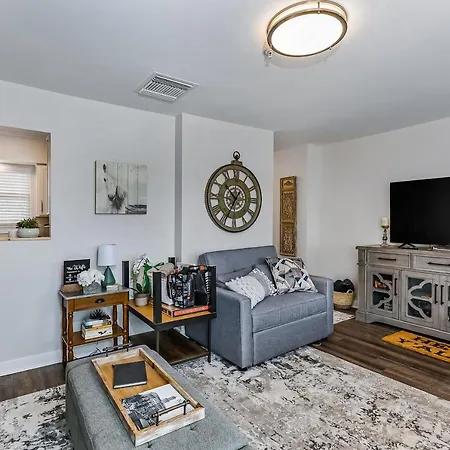 1062 Riverfront Nashville