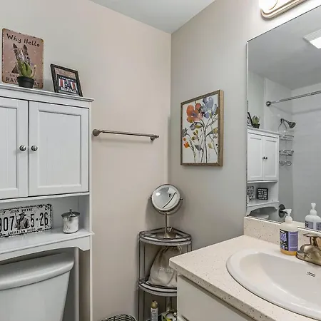 1062 Riverfront