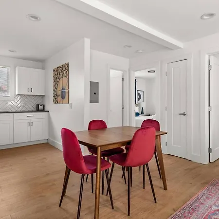 Holiday home Kensington 2100-03