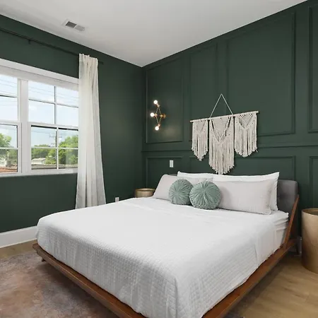 Apartment Trendy East Near Coffee Shops & Downtown *