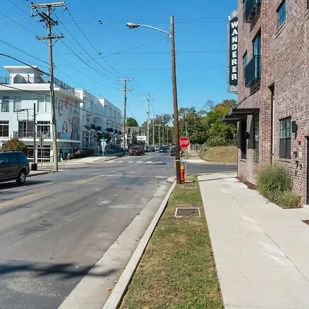 Modern East 3 Miles To Downtown