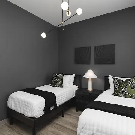 Chic East Nash - Walk To Restaurants Bars And Music Apartment Nashville