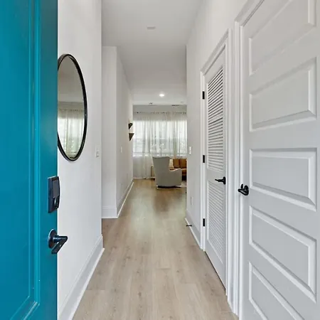 Chic East With Free Parking 3 Mi To Broadway Apartment Nashville